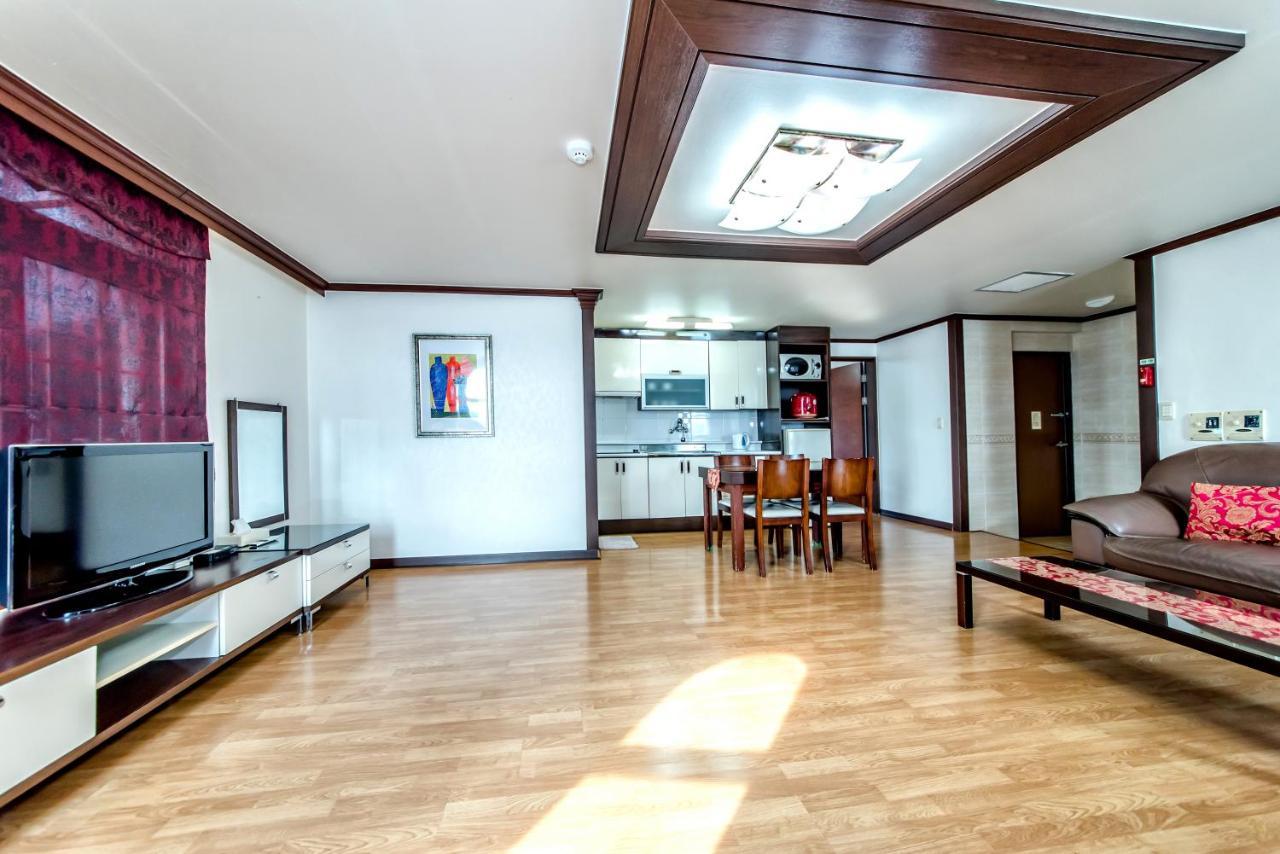 Jeju Hue Pension Согвипхо Экстерьер фото