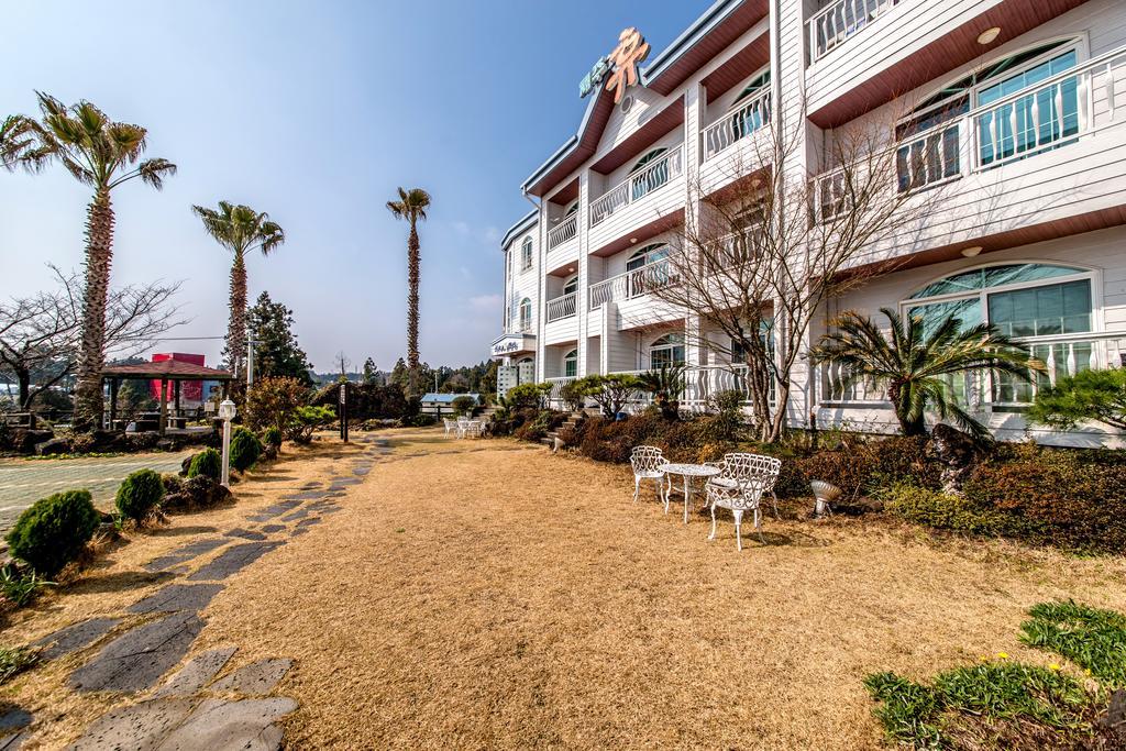 Jeju Hue Pension Согвипхо Экстерьер фото